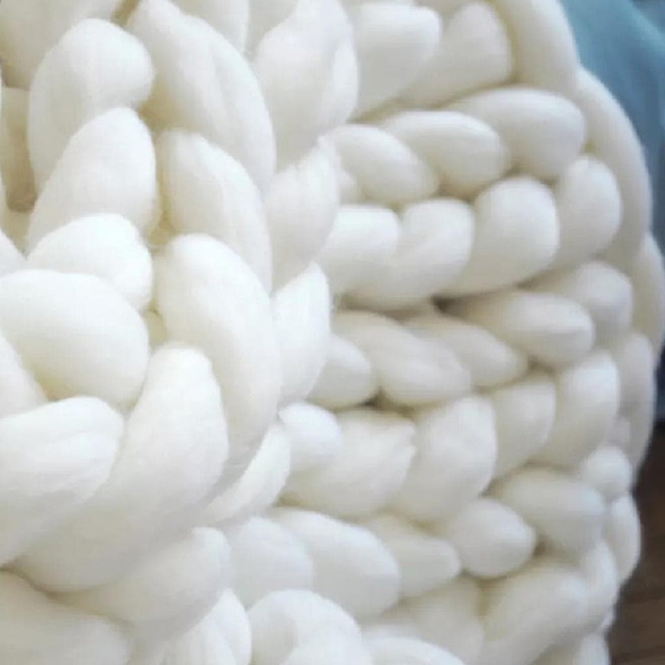 Chunky Wool Knit Blanket dylinoshop
