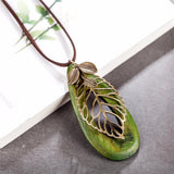 Geometric Leaf Wooden Pendant Necklace dylinoshop