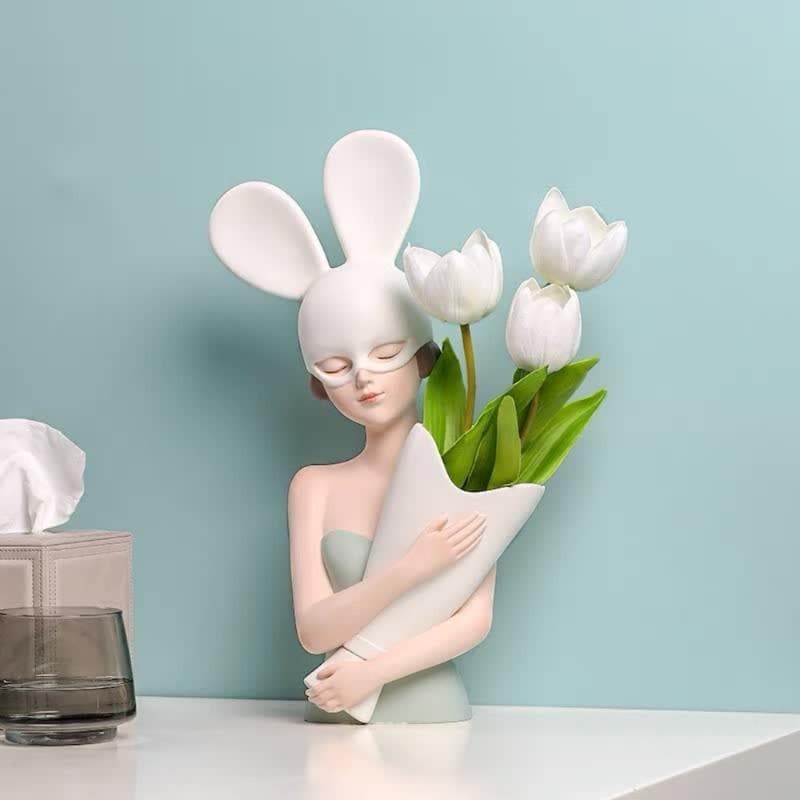 Bunny Girl Vase dylinoshop