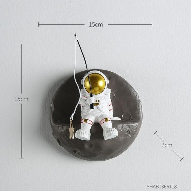 Astronaut On Moon dylinoshop